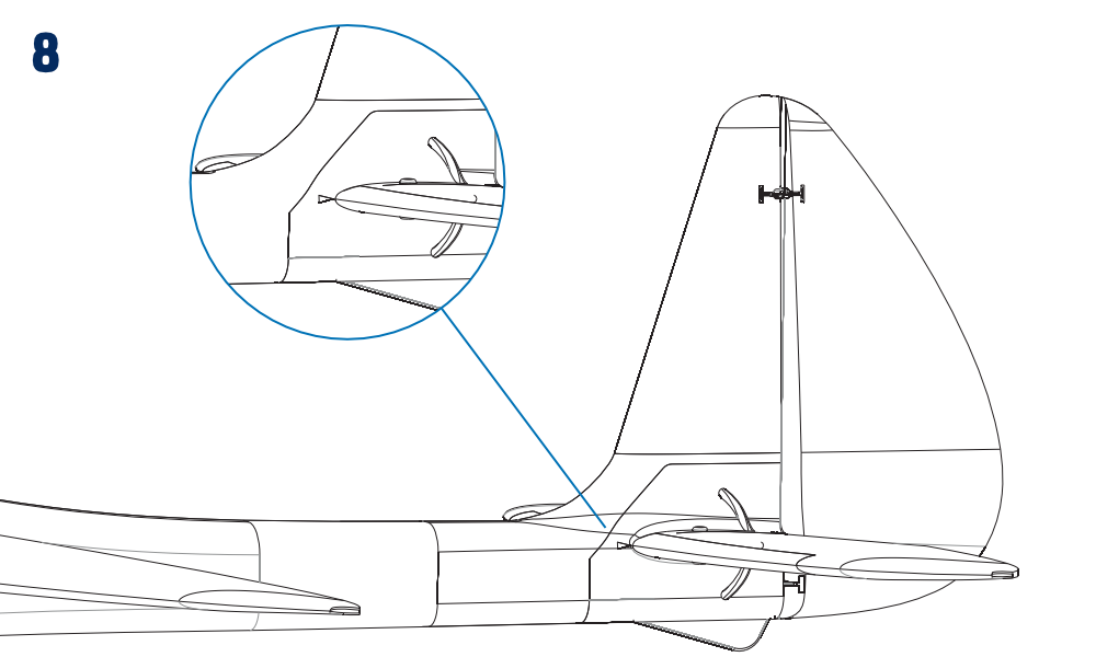 Neutre de l’empennage horizontal : bord d’attaque aligné avec le triangle du fuselage